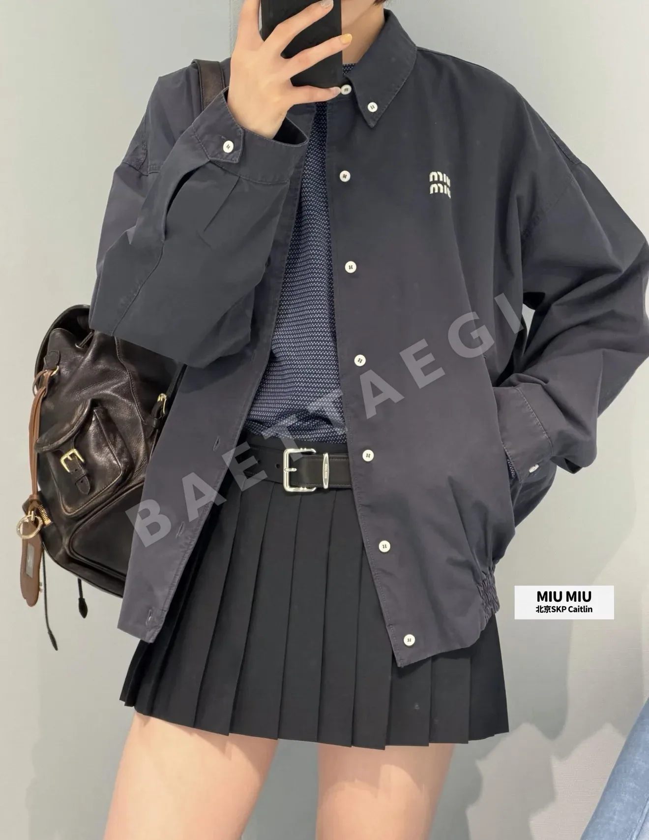 미우미우 다크 그레이 셔츠 재킷 상세 이미지 3