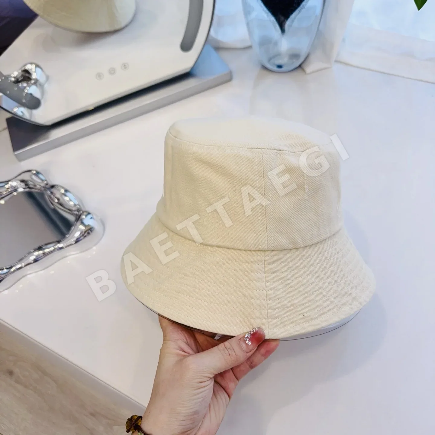 미우미우 모자 81303 Miu Miu Cap 상세 이미지 5