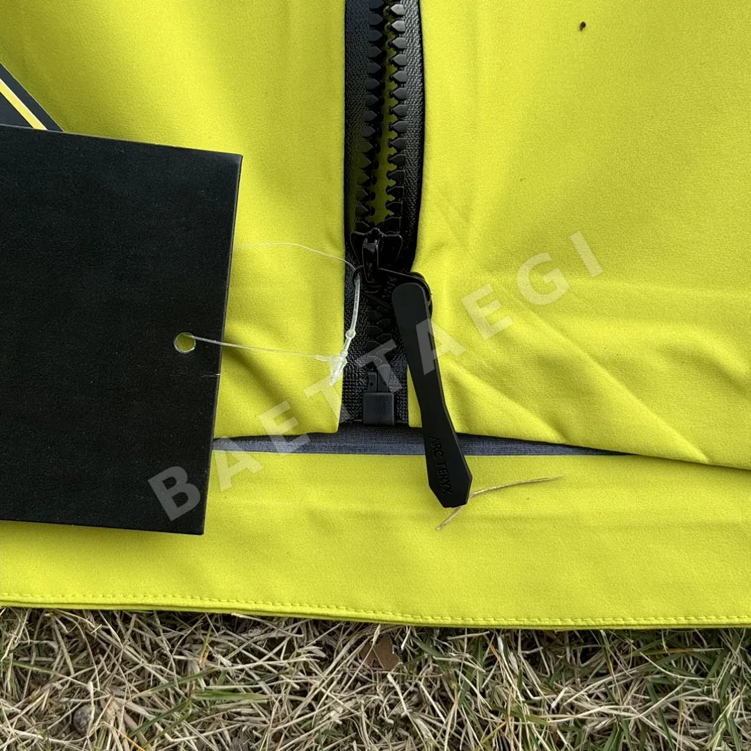 아크테릭스 [TZ] 알파 SV 자켓 7세대 락 그린 200145 Arc'teryx Alpha SV Jacket 7 Panshi Green 상세 이미지 2