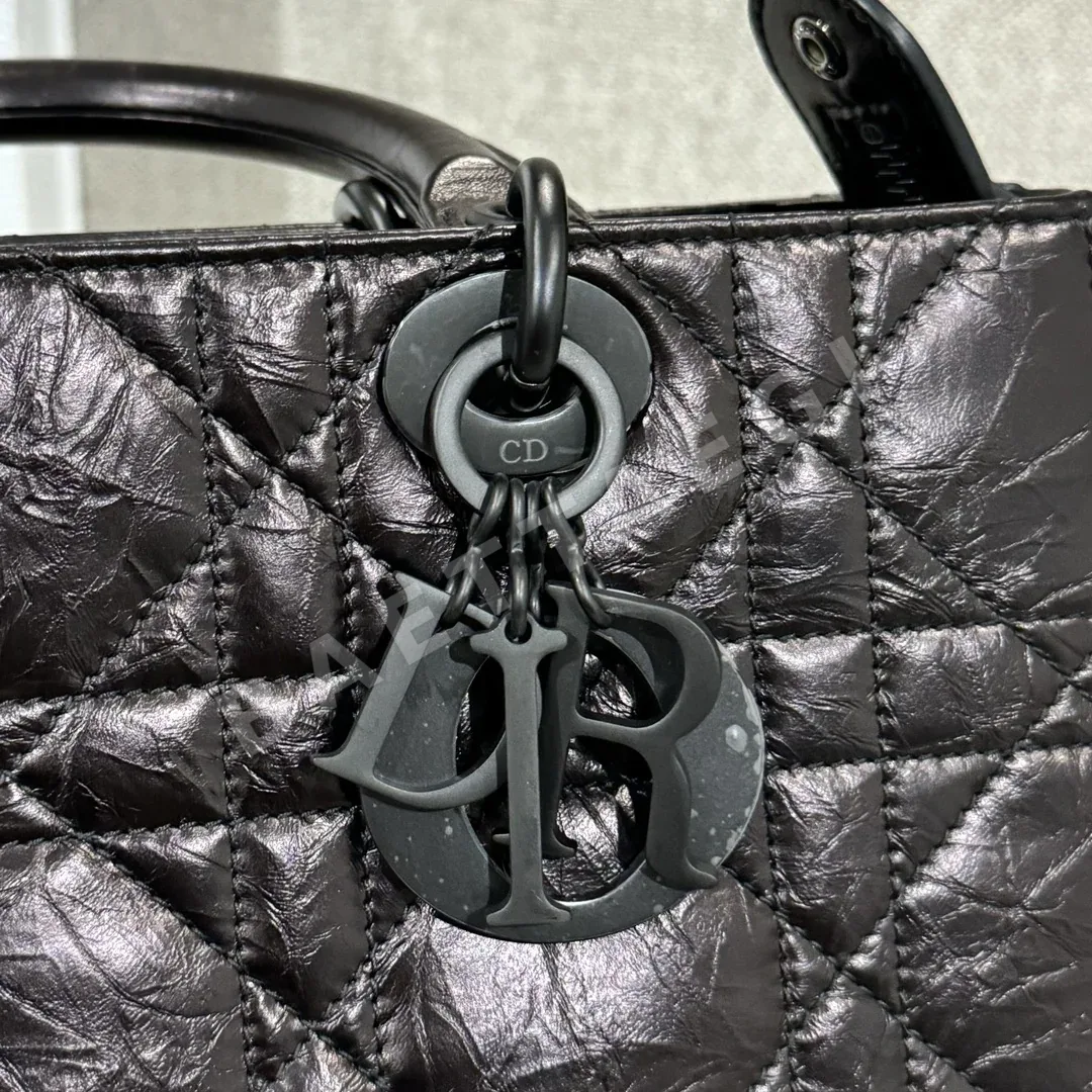 디올 플리츠 블랙 미디엄 가방 상세 이미지 4