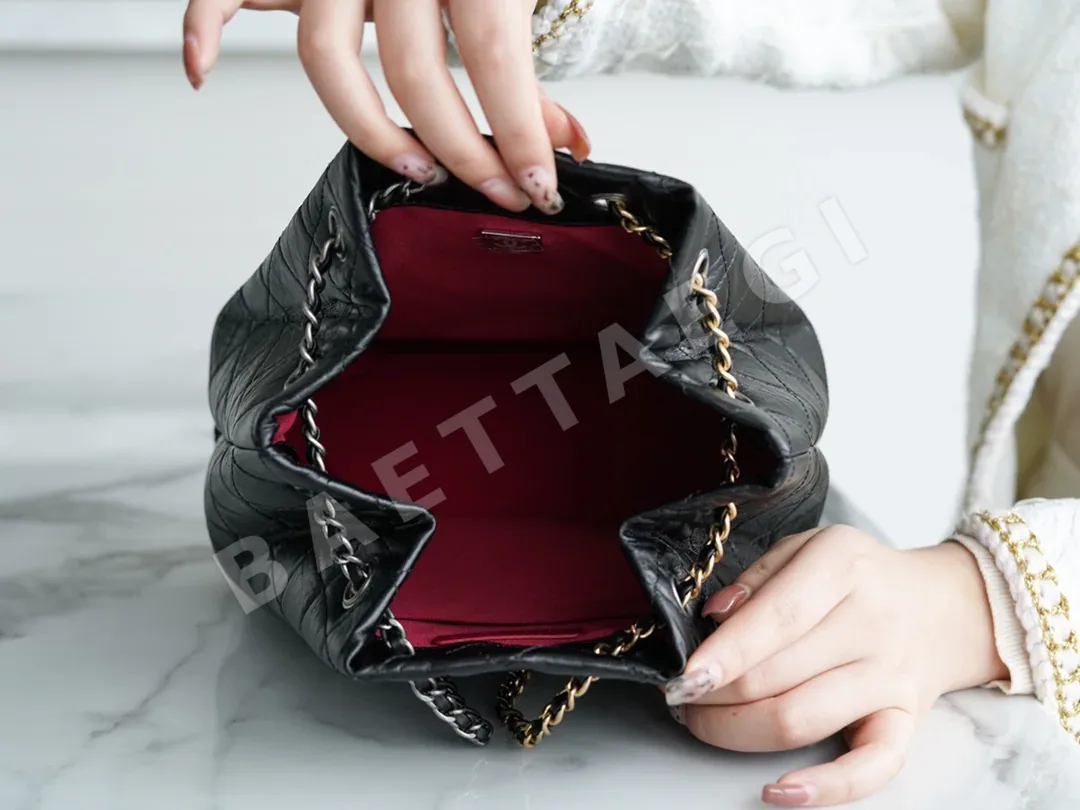 샤넬 가브리엘 호보백 라지 블랙 백팩 상세 이미지 7