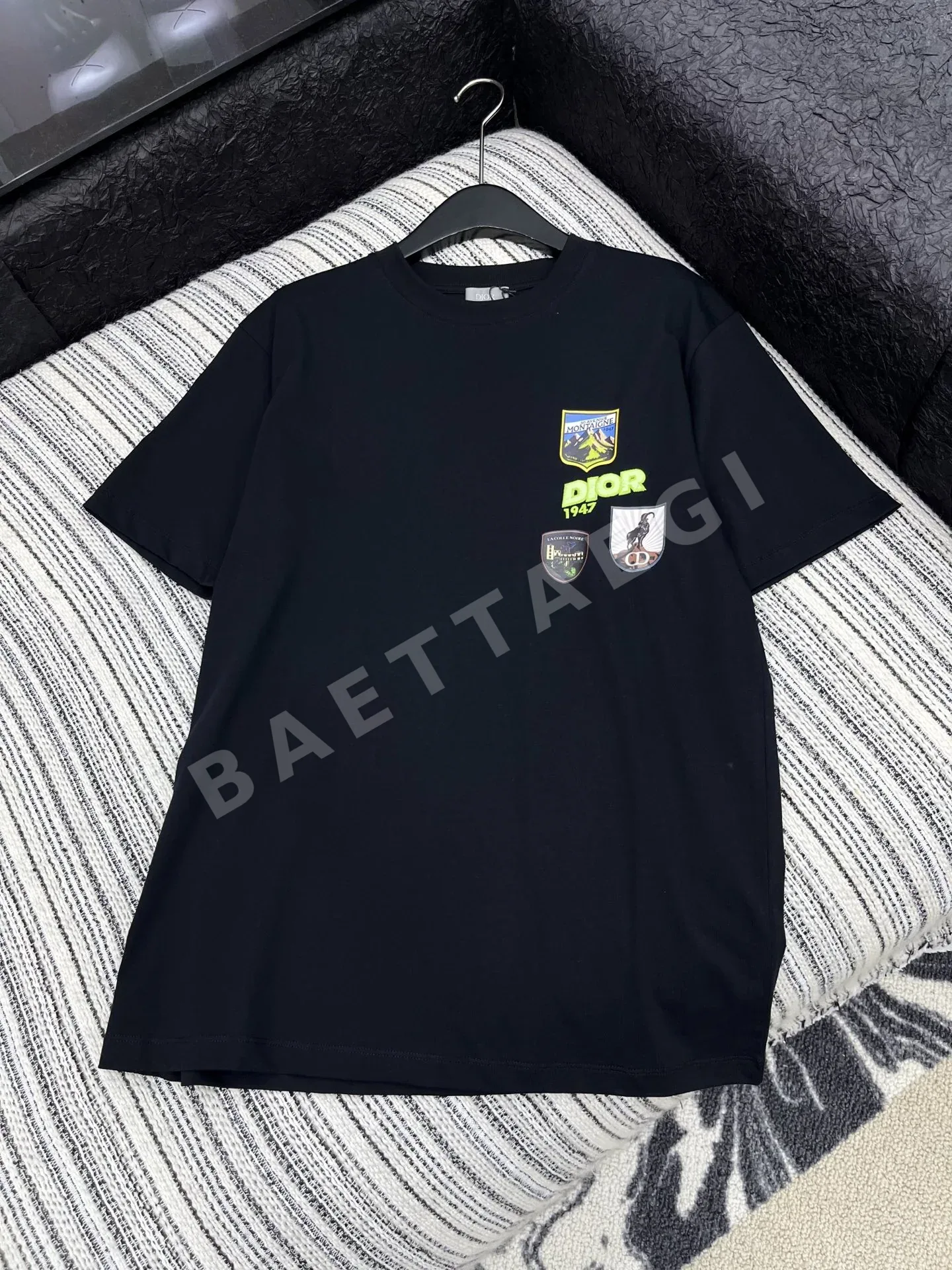 디올 블록 레터 반팔 티셔츠 51479