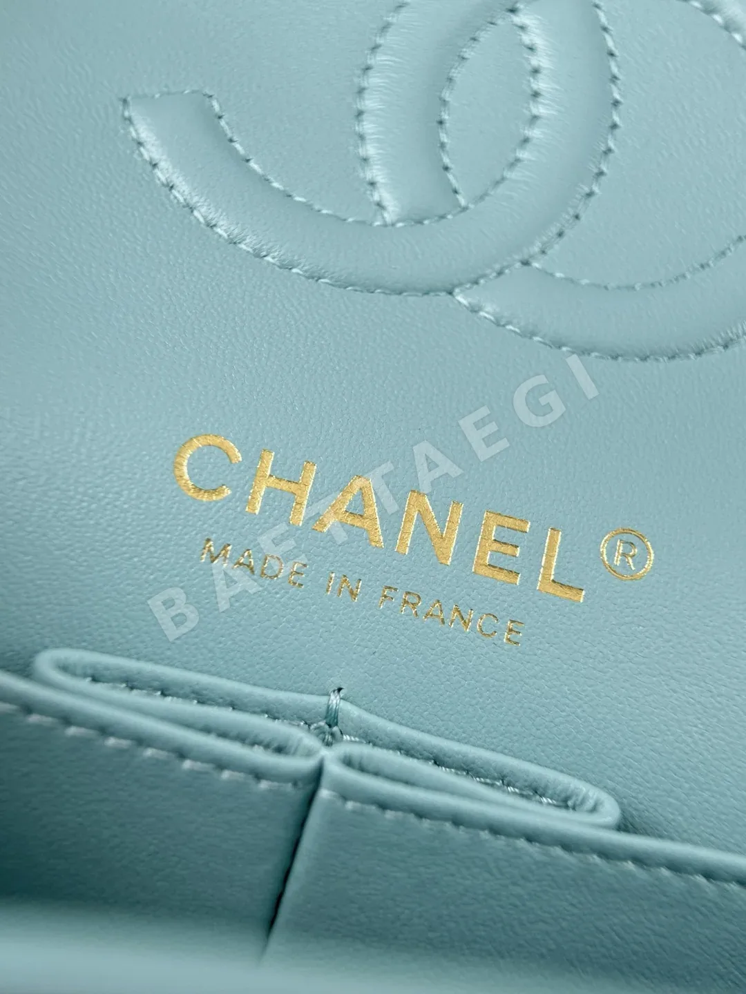 샤넬 램스킨 블루 라이트 골드 가방 상세 이미지 7