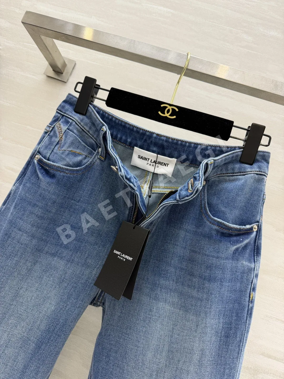 생로랑 하이웨이스트 플레어 여성 바지 상세 이미지 8