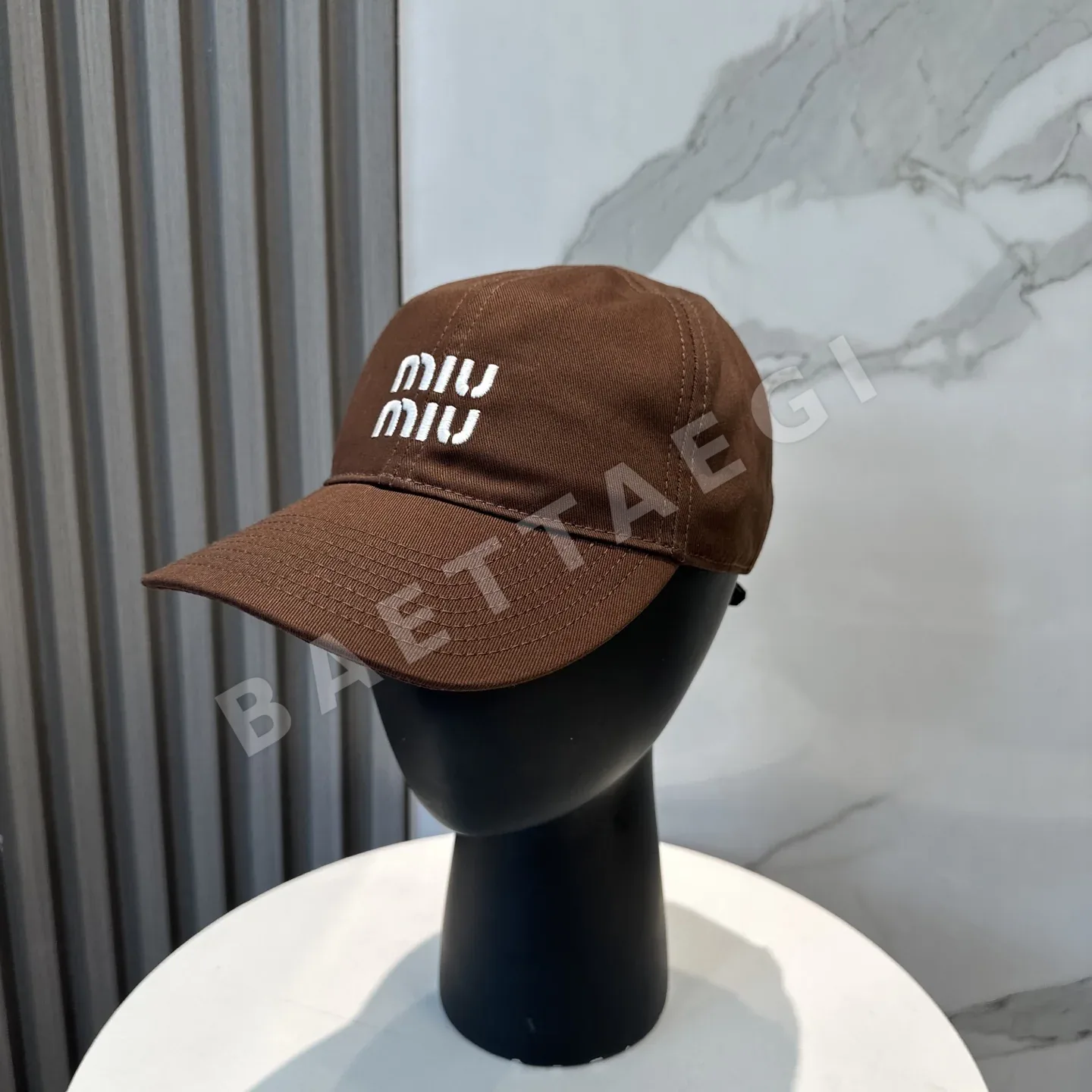 미우미우 캔버스 야구모자 81111