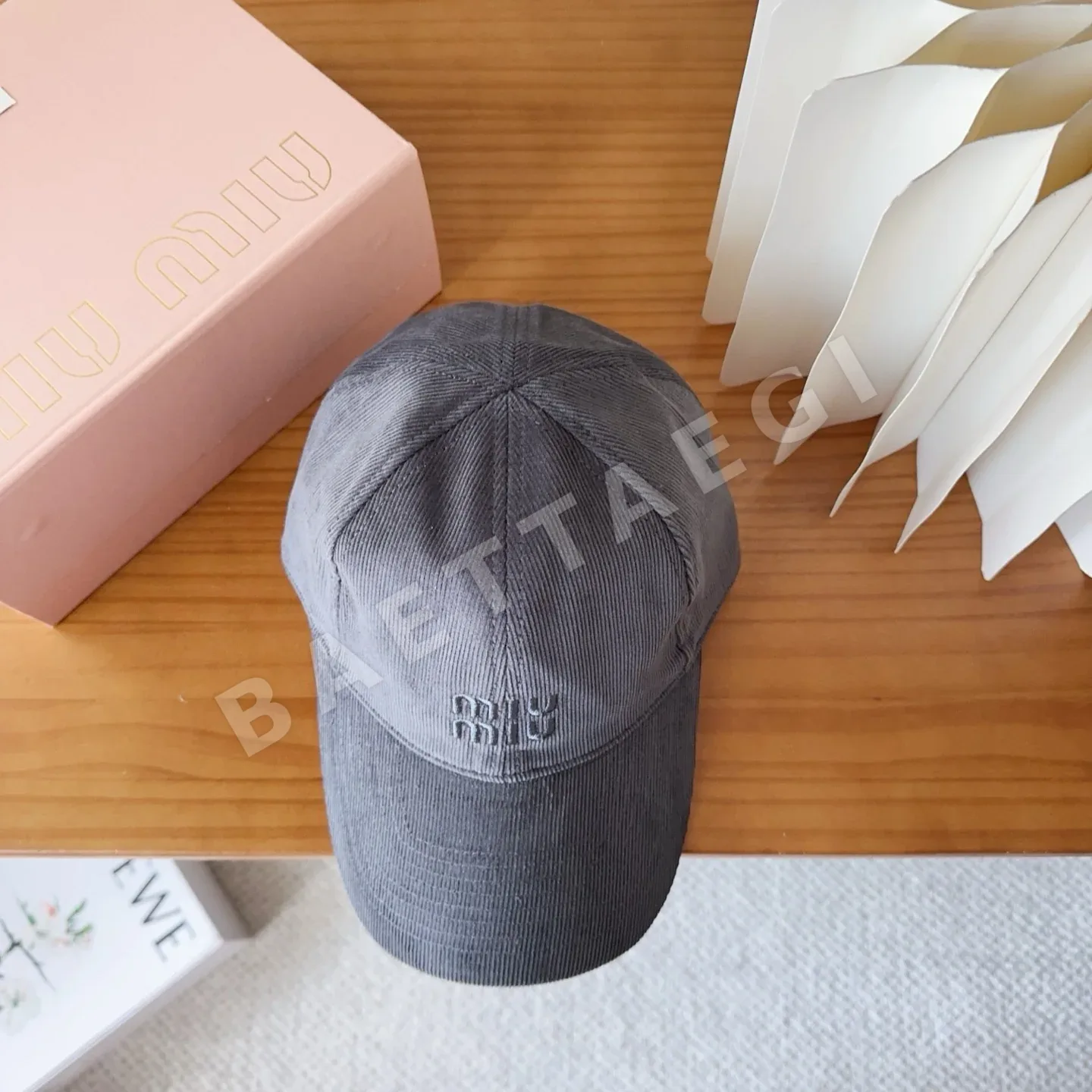 미우미우 코듀로이 베이스볼 캡 81346