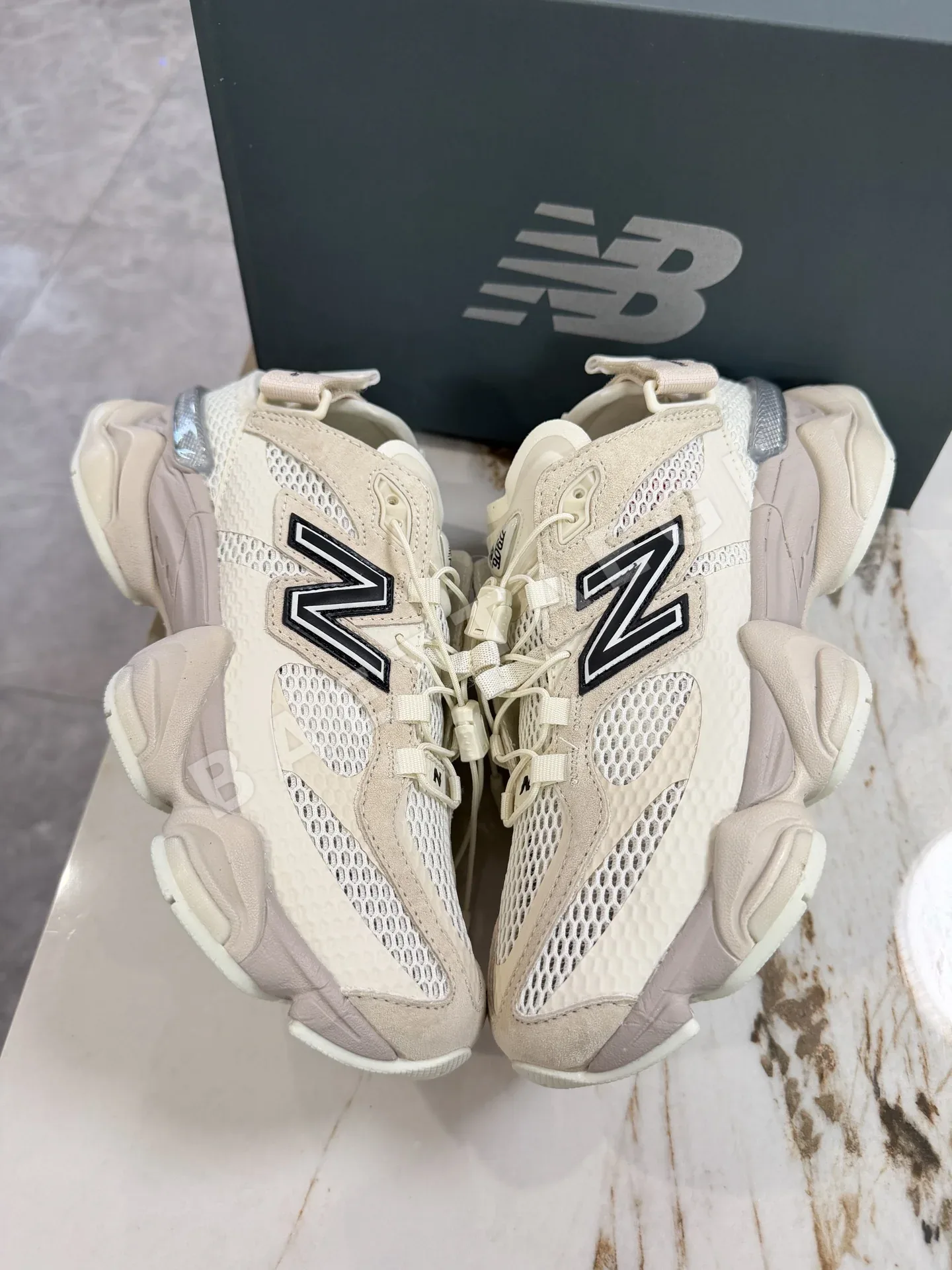 뉴발란스 NB9060 뮬 샌달 상세 이미지 2