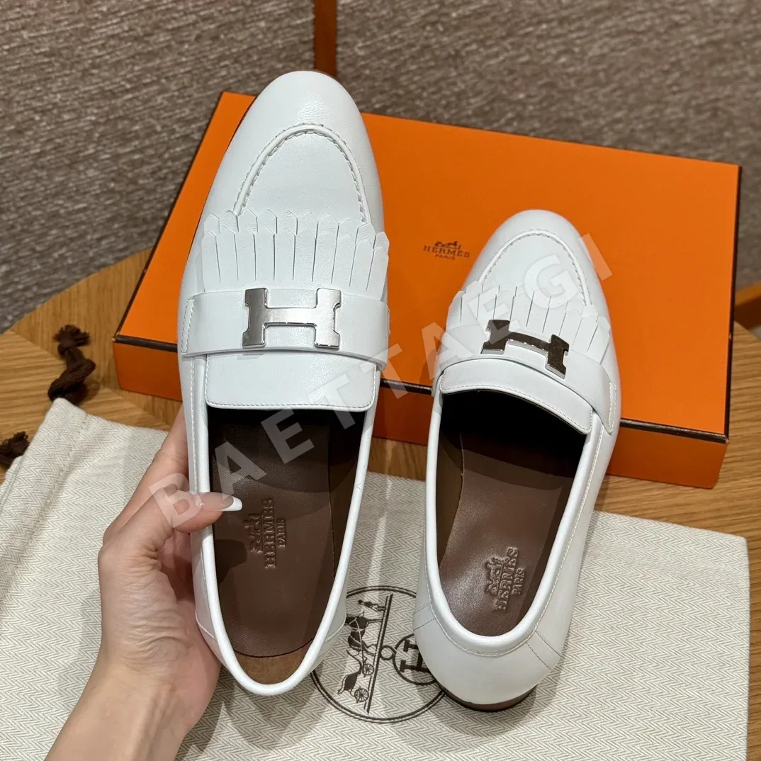 에르메스 로얄 로퍼 퓨어화이트 염소가죽 실버 버클 상세 이미지 6