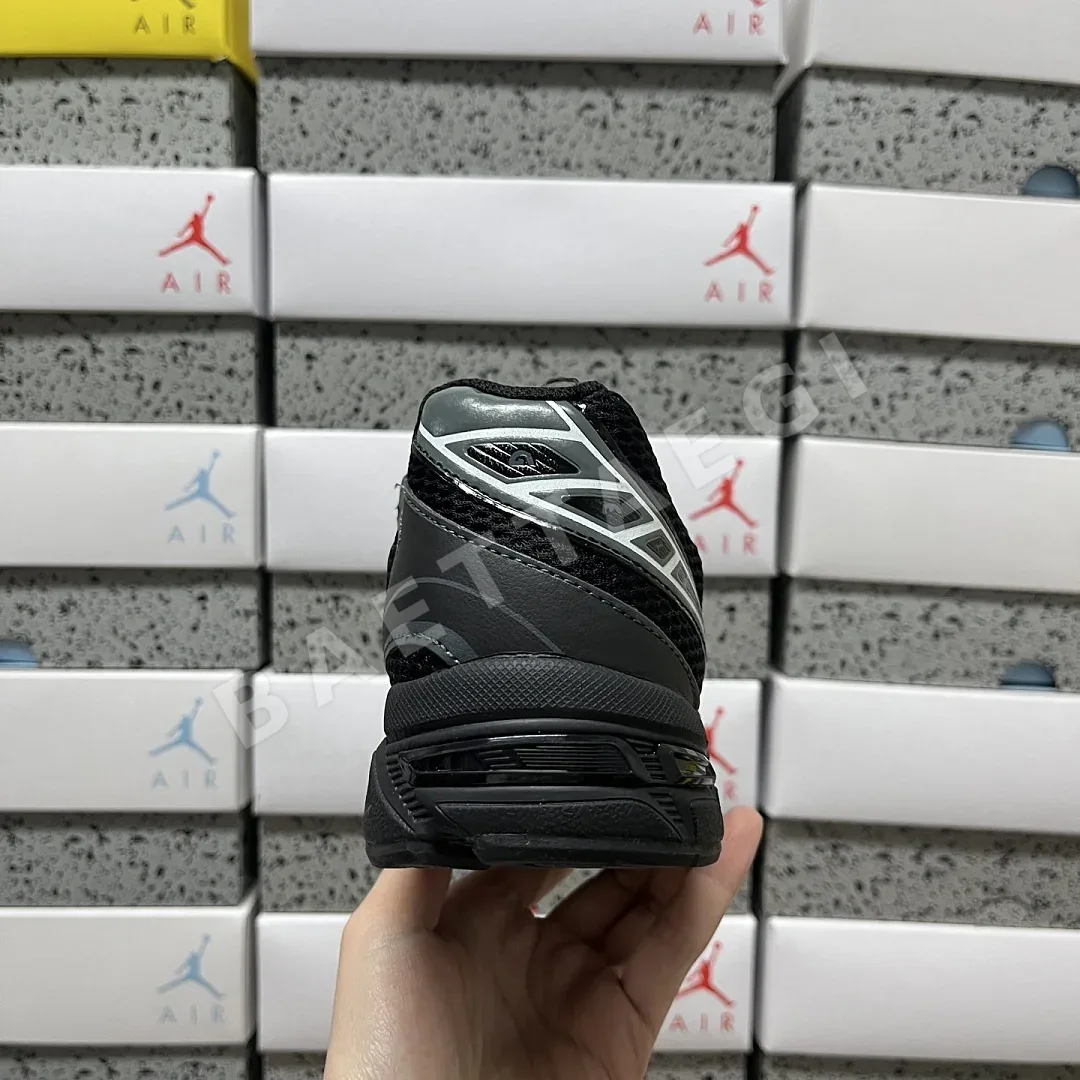 아식스 [VP] 젤 1130 1201A906-001 200551 Asics Gel-1130 Black Pure Silver 상세 이미지 6