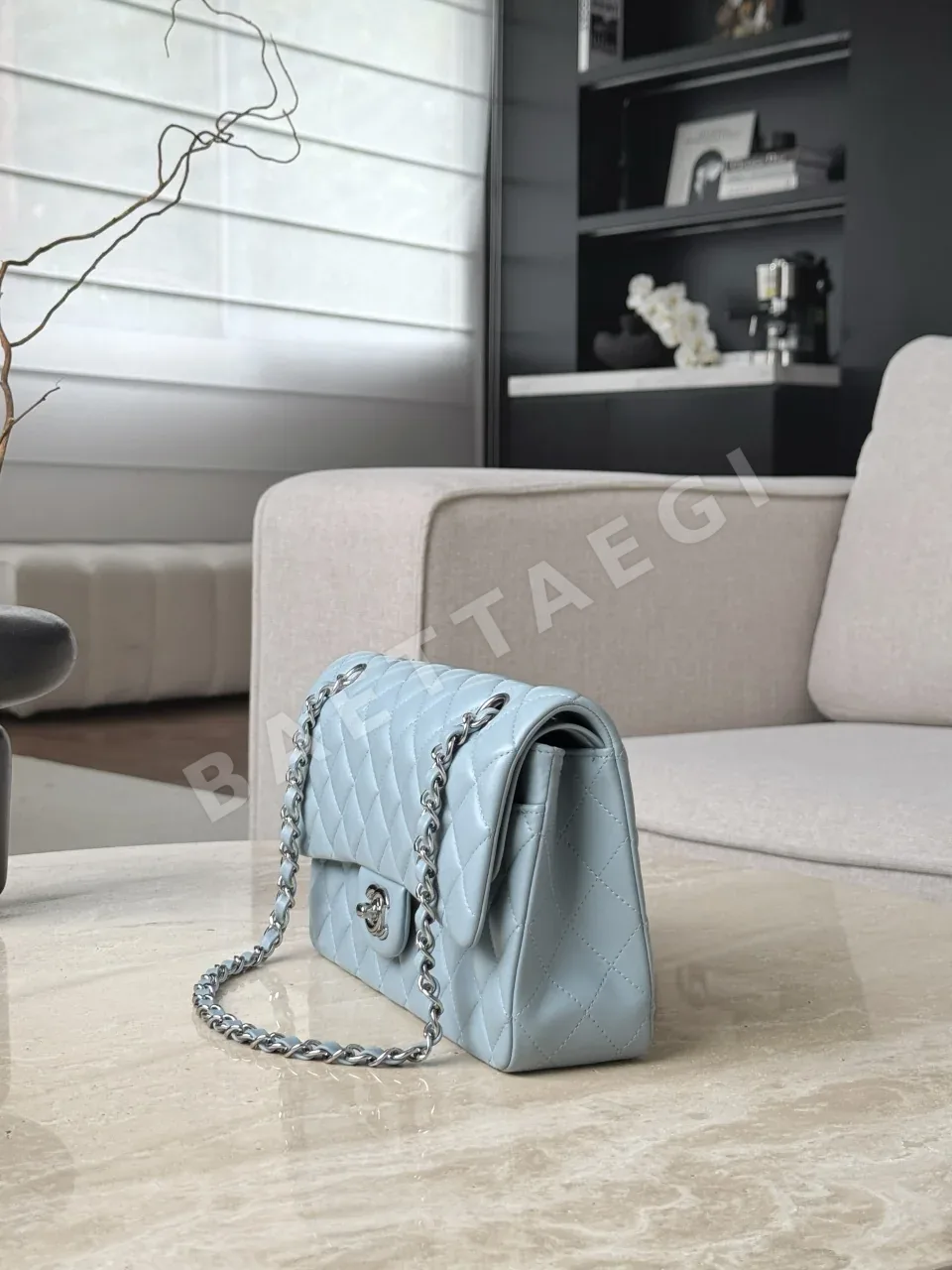 샤넬 아서 블루 가방 상세 이미지 3