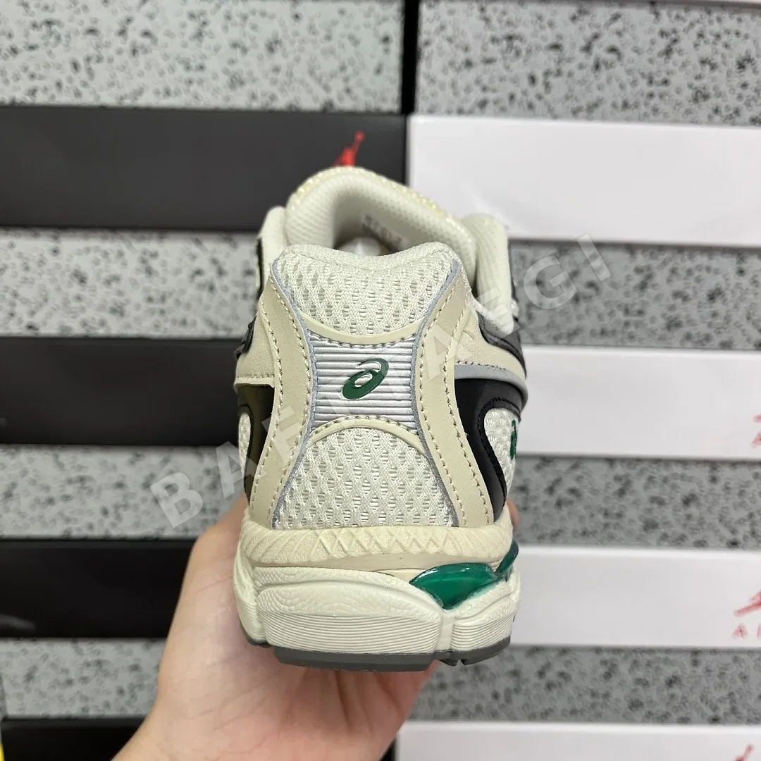 아식스 [M] 젤 NYC 2055 1203A542-200 200498 Asics Gel-NYC 2055 Pale Oak Truffle Grey 상세 이미지 6