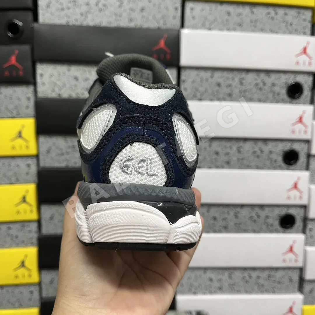 아식스 [RT] 젤 NYC 1201A789-100 200355 Asics Gel-NYC Yankees 상세 이미지 9