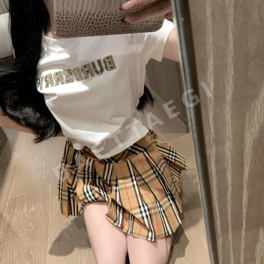 버버리 업리케 자수 라인스톤 남성 반팔 티셔츠 상세 이미지 9