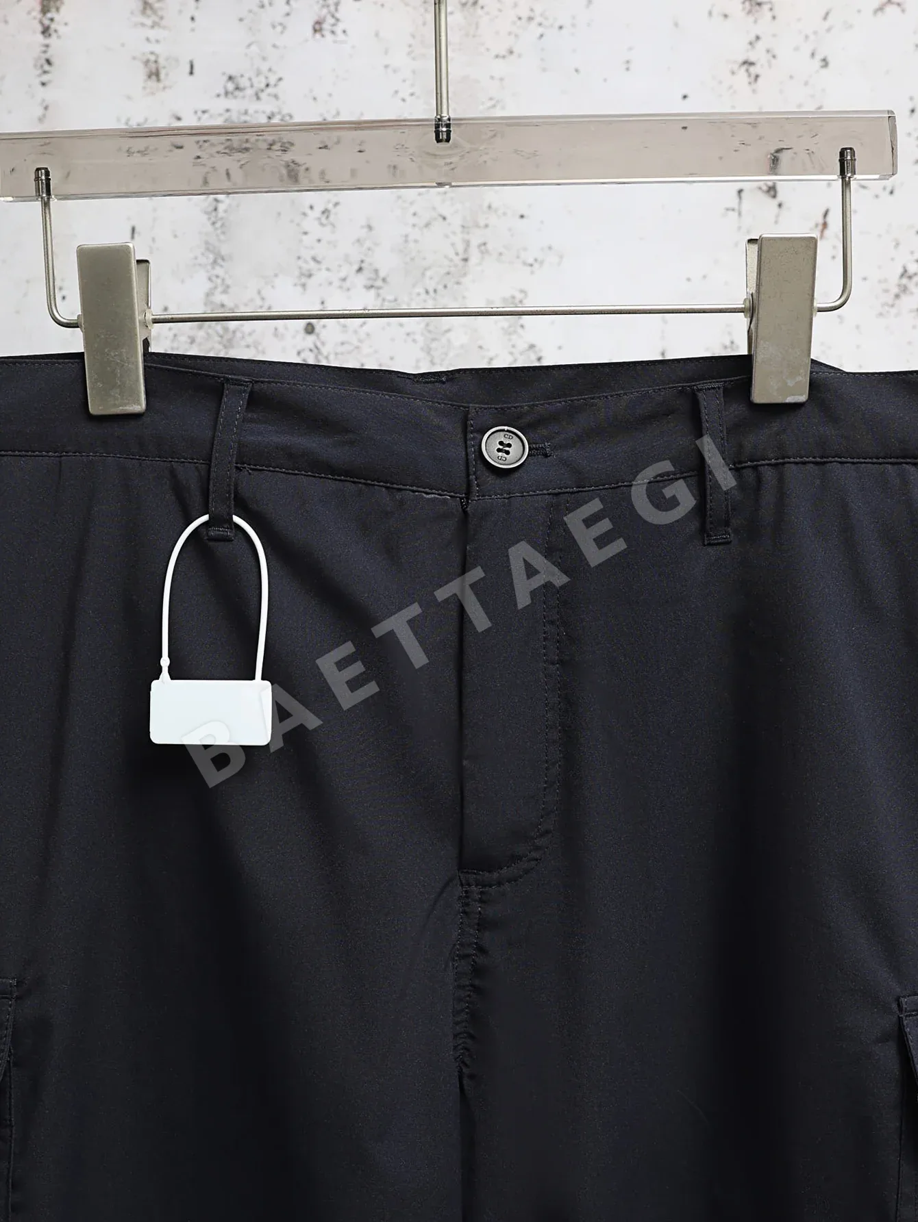 디올 자수 로고 버튼 카고 반바지 상세 이미지 5