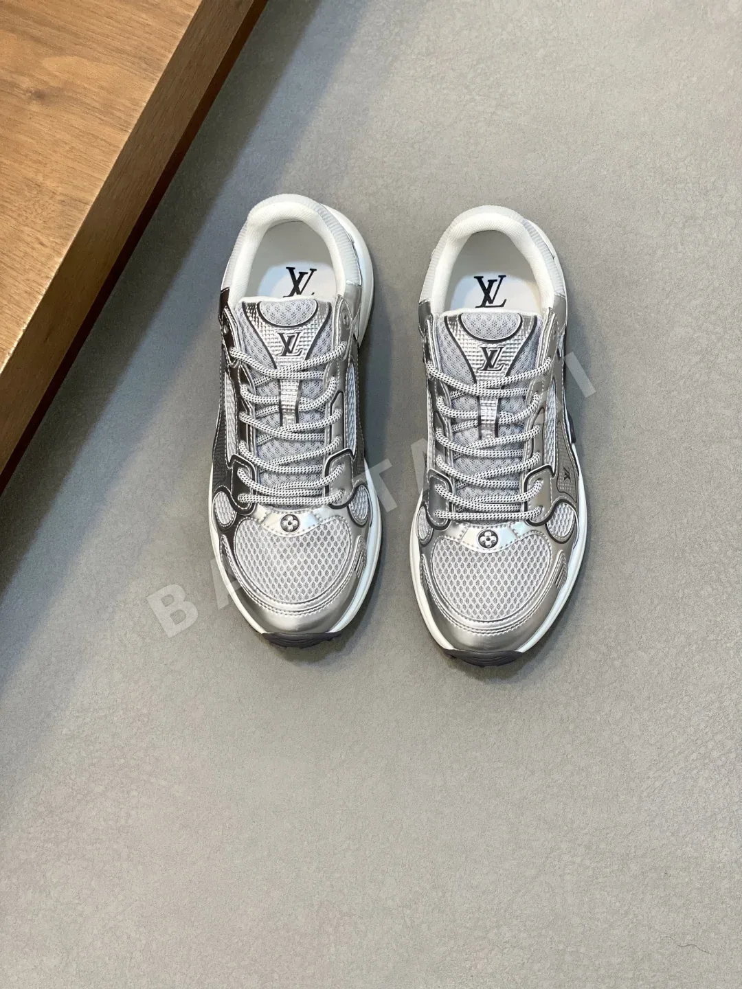 루이비통 LV 올림피아 스니커즈(LV Olympia Sneaker) 152071