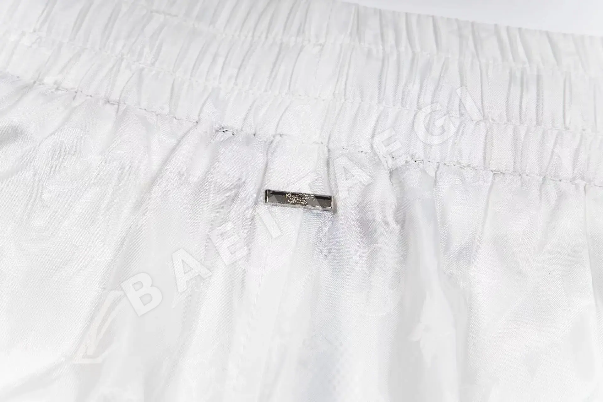 루이비통 클래식 로고 자카드 실크 드로스트링 남성 반바지 상세 이미지 8