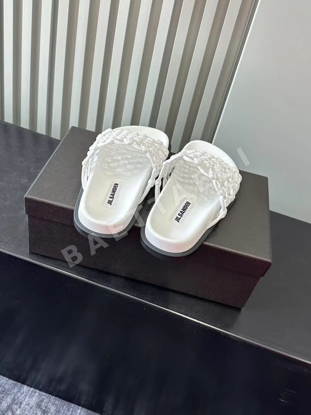질샌더 메시 크로그 신발 상세 이미지 8