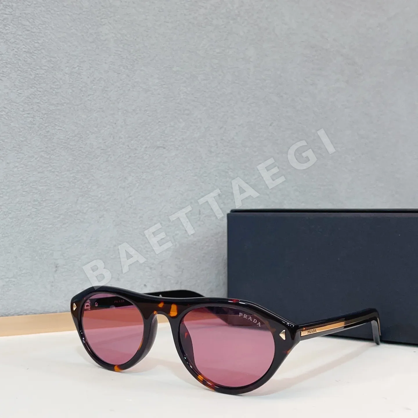 프라다 선글라스 56500 Prada Sunglasses 상세 이미지 4