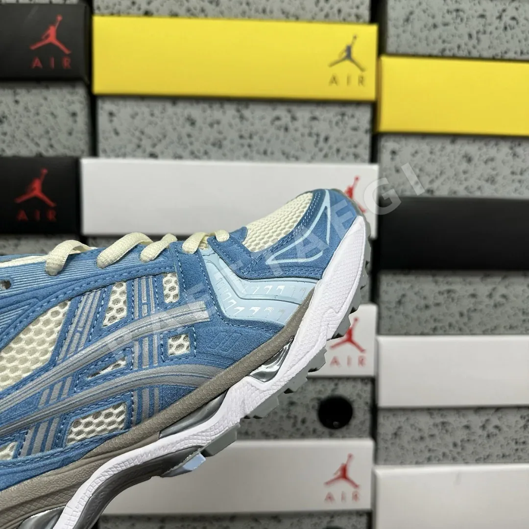 아식스 [LZ] 젤 카야노 14 1202A105-101 200577 Asics Gel-Kayano 14 상세 이미지 5
