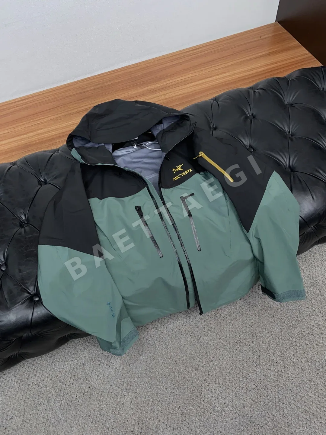 아크테릭스 알파 SV GORE-TEX 프로 방수 하드쉘 자켓 상세 이미지 6