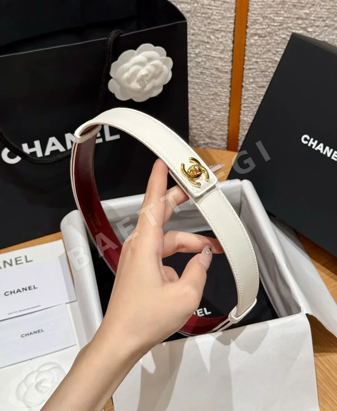 샤넬 회전식 더블 C 로고 가죽 벨트 177313