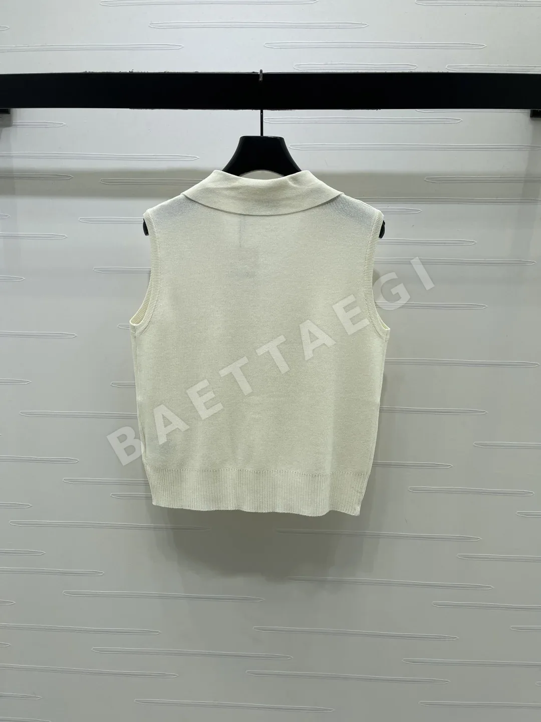 발렌티노 카라 장식 니트 베스트 여성 자켓 상세 이미지 8