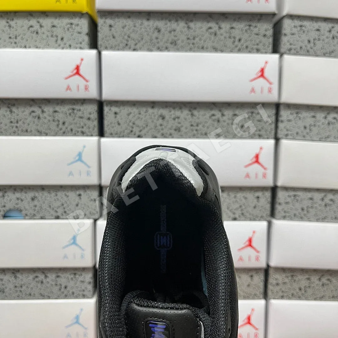 나이키 [MAX] 샥스 TL CN0151-004 201235 Nike Shox TL Black Racer Blue Metallic Silver 상세 이미지 4