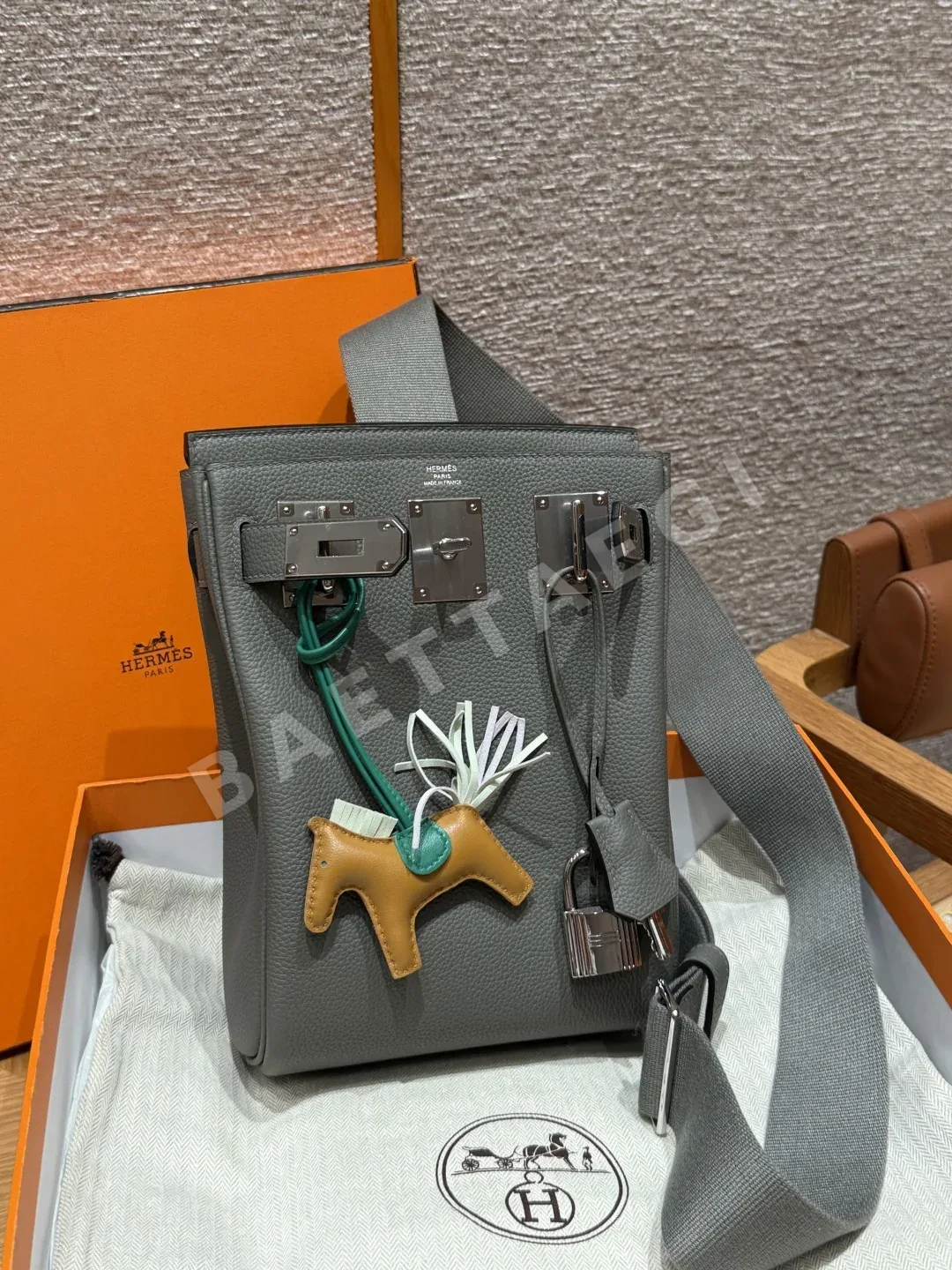 에르메스 핵 아 도 토고 가죽 실버 메탈 장식 백팩 상세 이미지 9