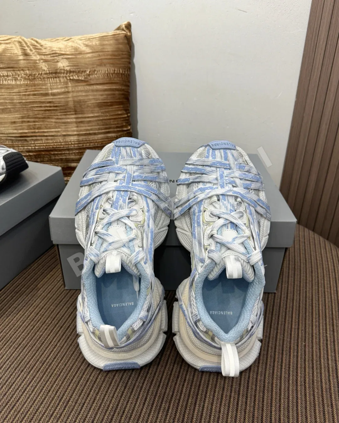 발렌시아가 메시 스니커즈 10391