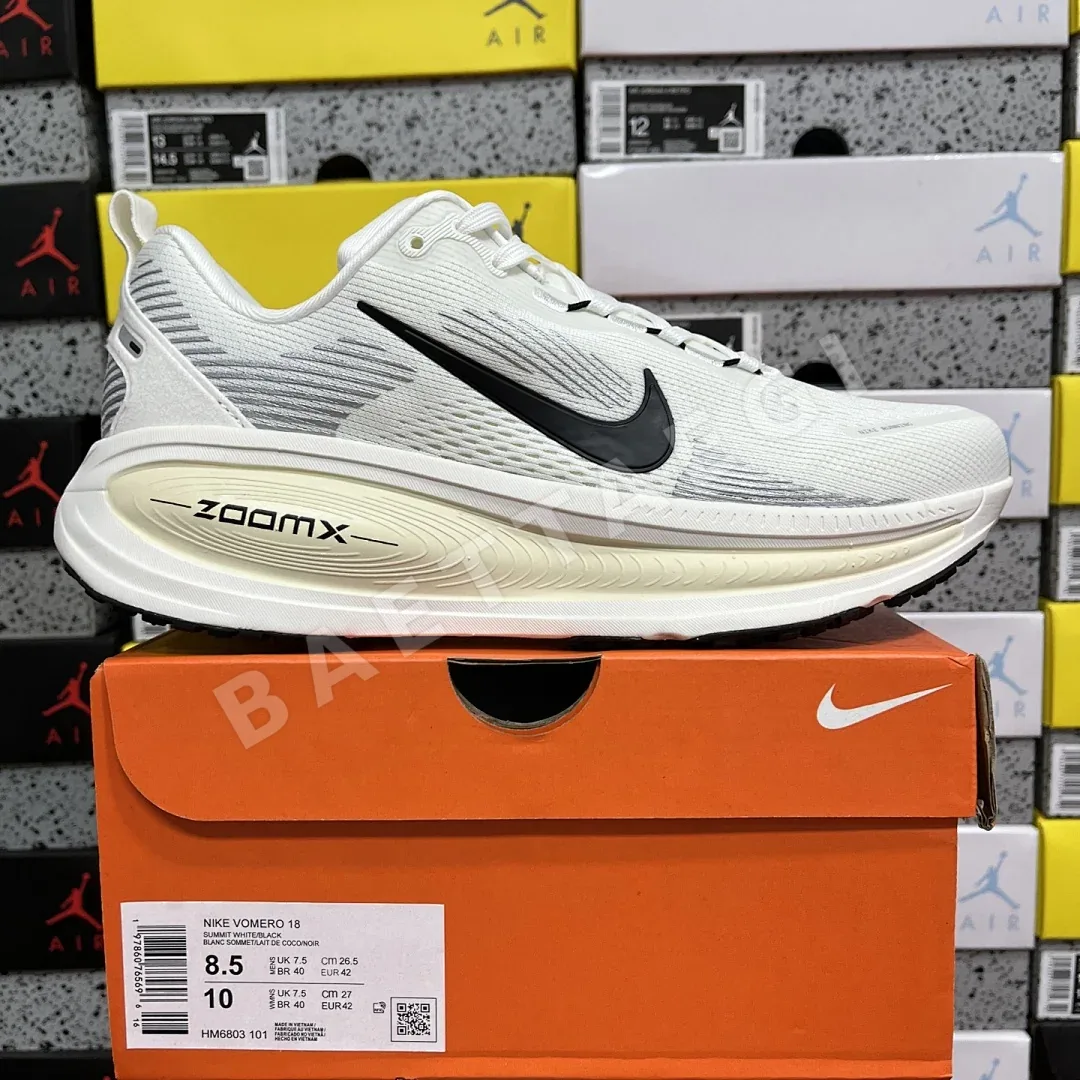 나이키 줌 보메로 18 HM6803-101 201099 Nike Zoom Vomero 18 상세 이미지 3