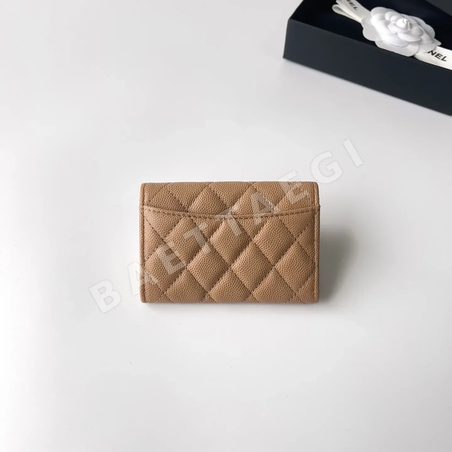 샤넬 카라멜 샴페인 골드 플립 카드 홀더 지갑 상세 이미지 2