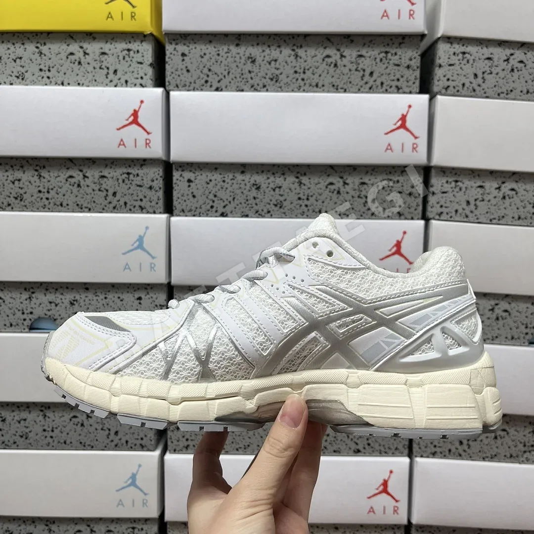 아식스 [TOP] 젤 카야노 20 1203A388-100 200413 Asics Gel-Kayano 20 White Pure Silver 상세 이미지 9