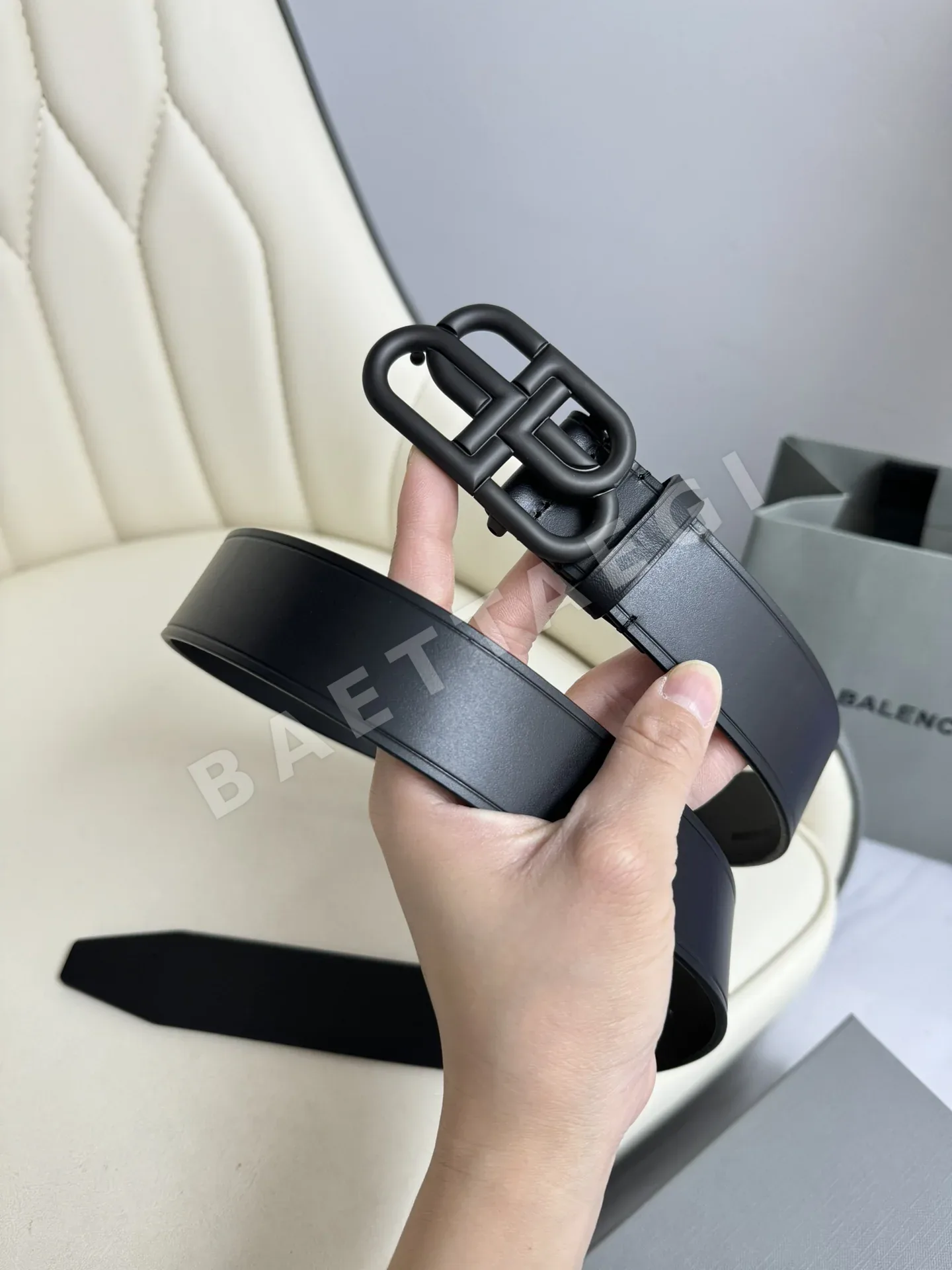 발렌시아가 카프스킨 가죽 벨트 상세 이미지 3