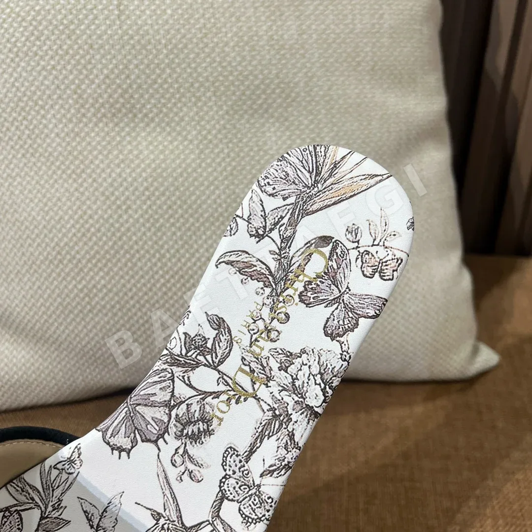 디올 자수 캔버스 슬리퍼 상세 이미지 8