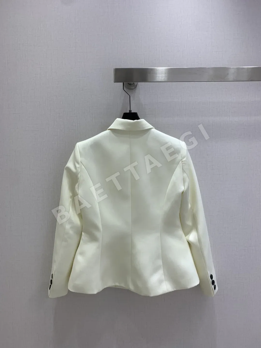 디올 더블브레스트 울 혼방 여성 자켓 상세 이미지 8
