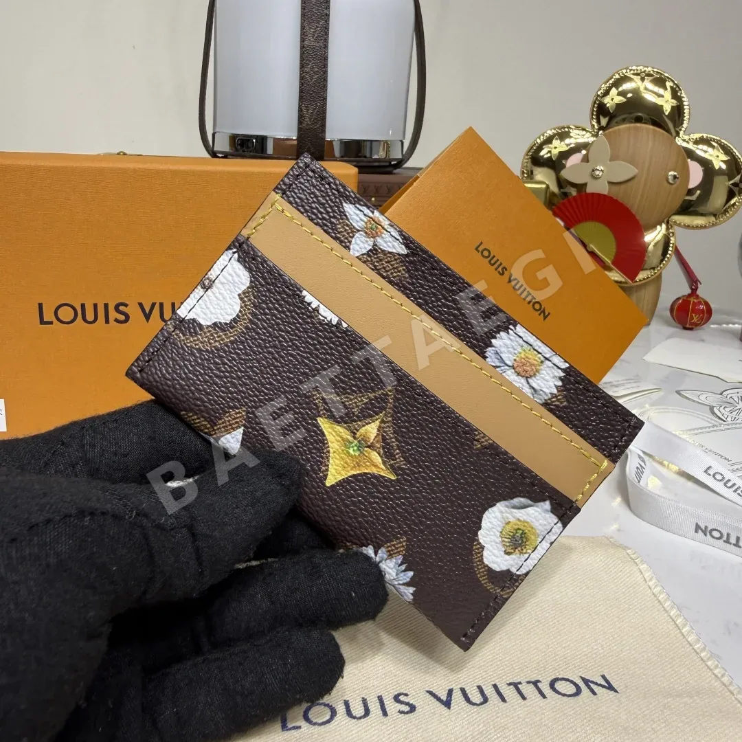 루이비통 모노그램 플로랄 더블 카드홀더 지갑 상세 이미지 4