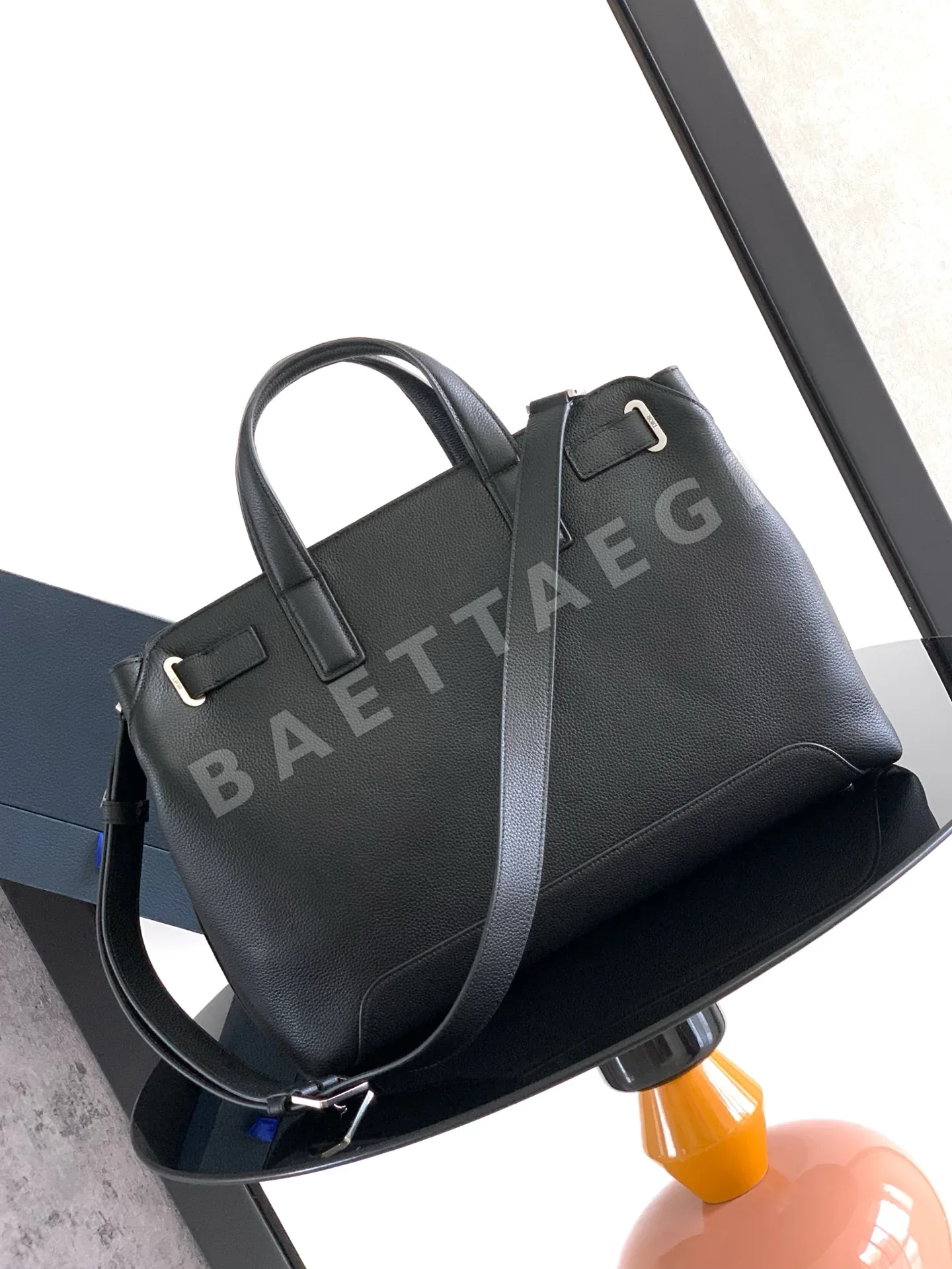 디올 노르망디 카프스킨 가방 상세 이미지 3