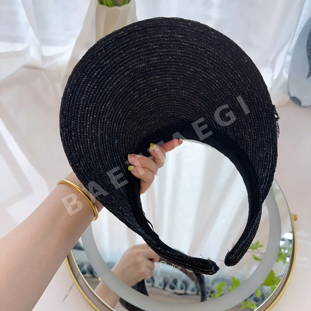 미우미우 모자 81045 Miu Miu Cap 상세 이미지 5