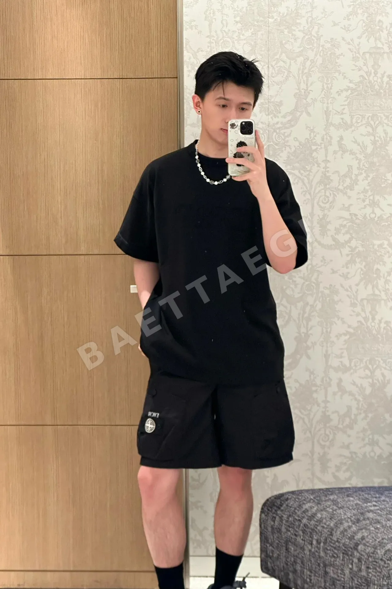 스톤아일랜드 자수 로고 코튼 혼방 새틴 남성 반바지 상세 이미지 5