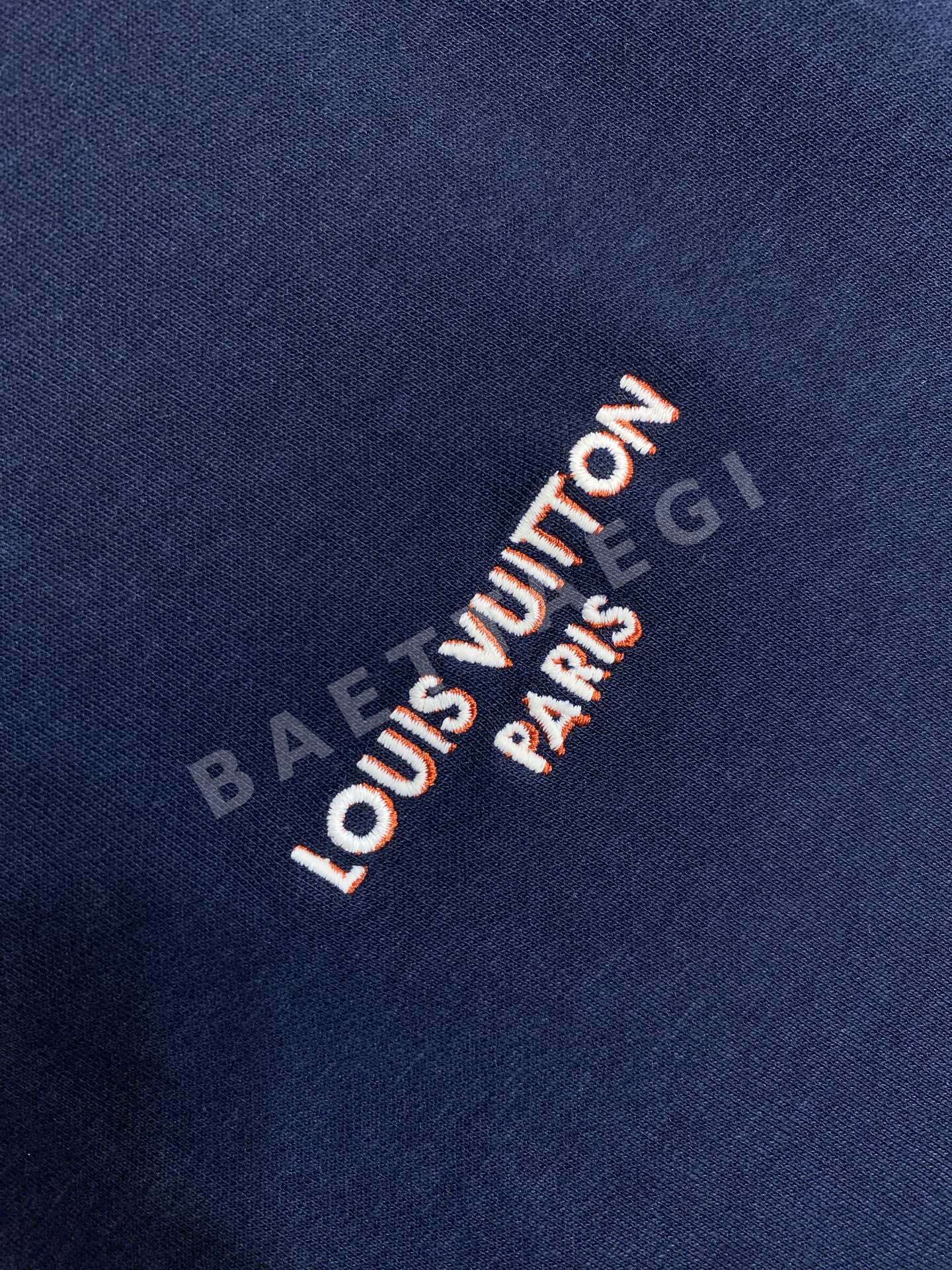 루이비통 LV 자수 로고 베이스볼 자켓 상세 이미지 4