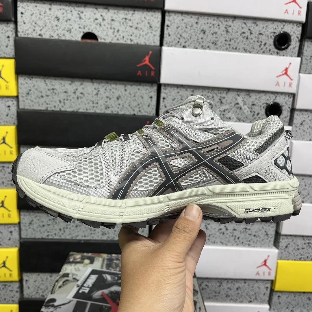아식스 [XY] 젤 카하나 8 1012B634-020 200352 Asics Gel-Kahana 8 상세 이미지 3
