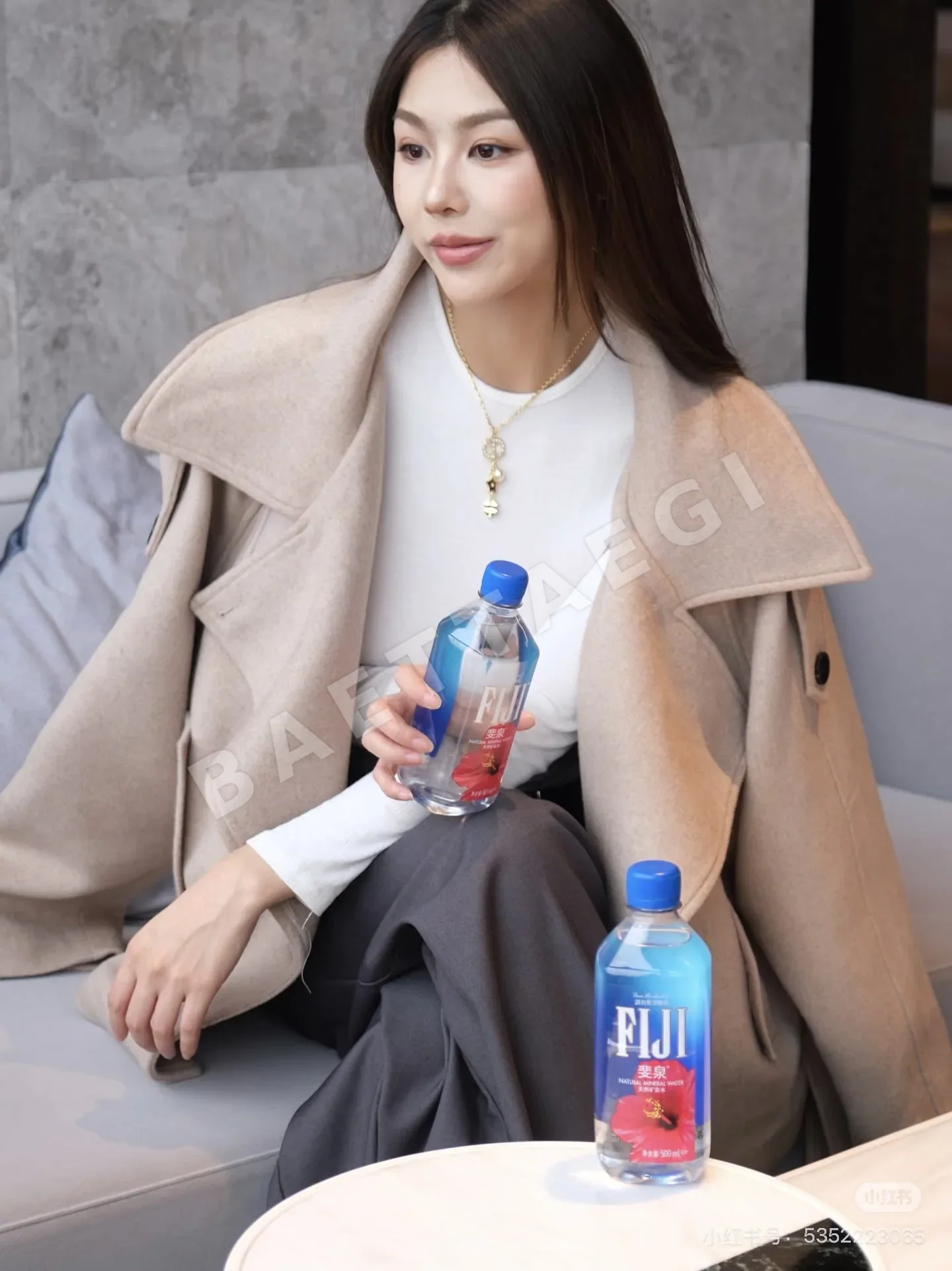 디올 럭키 네잎클로버 멀티 엘리먼트 목걸이 상세 이미지 2