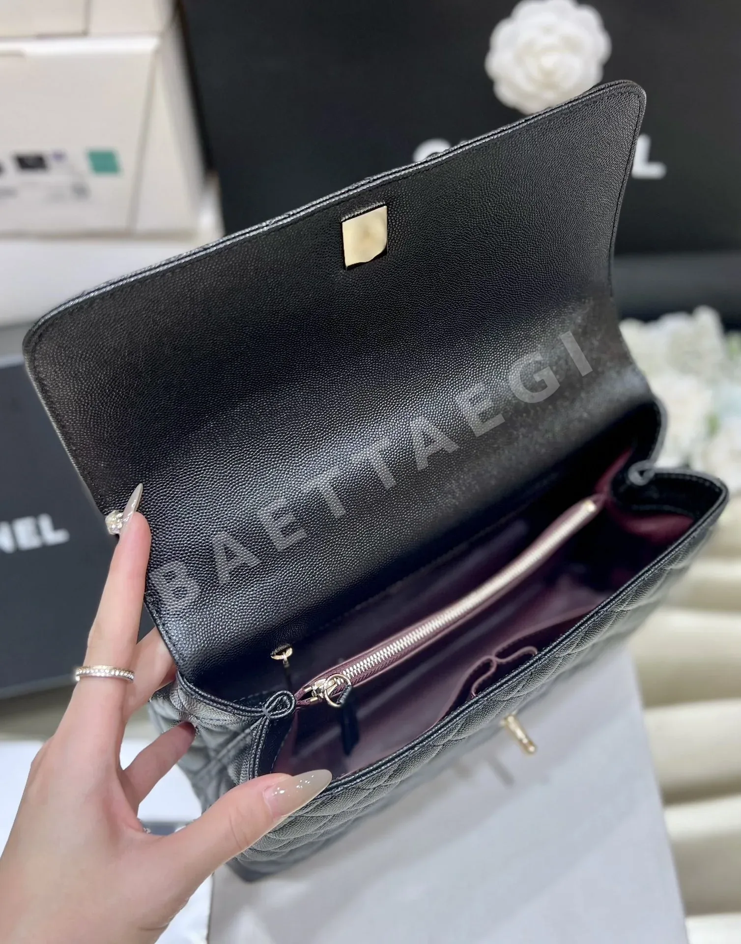 샤넬 클래식 코코 핸들 가방 A92993 상세 이미지 6