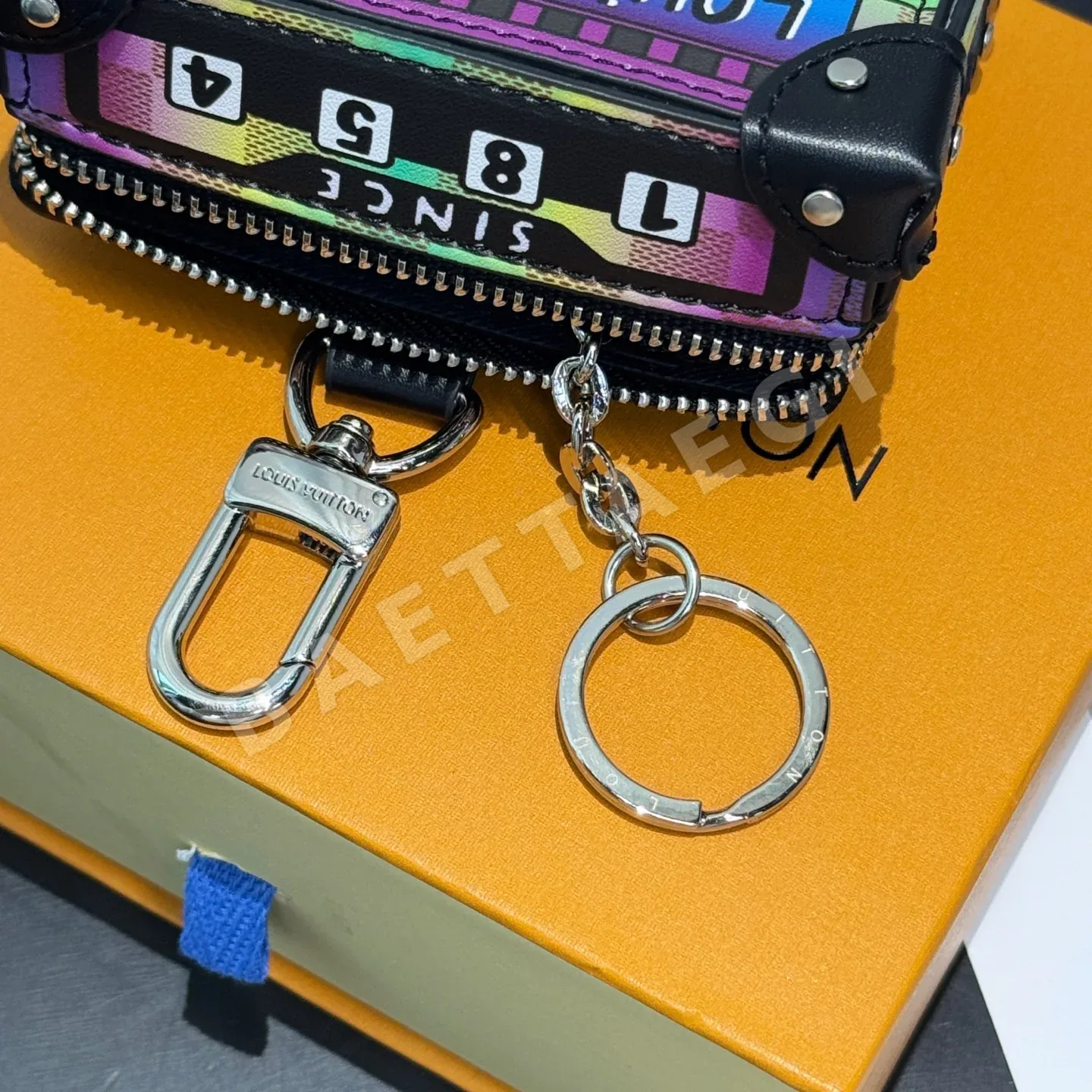 루이비통 모노그램 캔버스 키링 상세 이미지 10