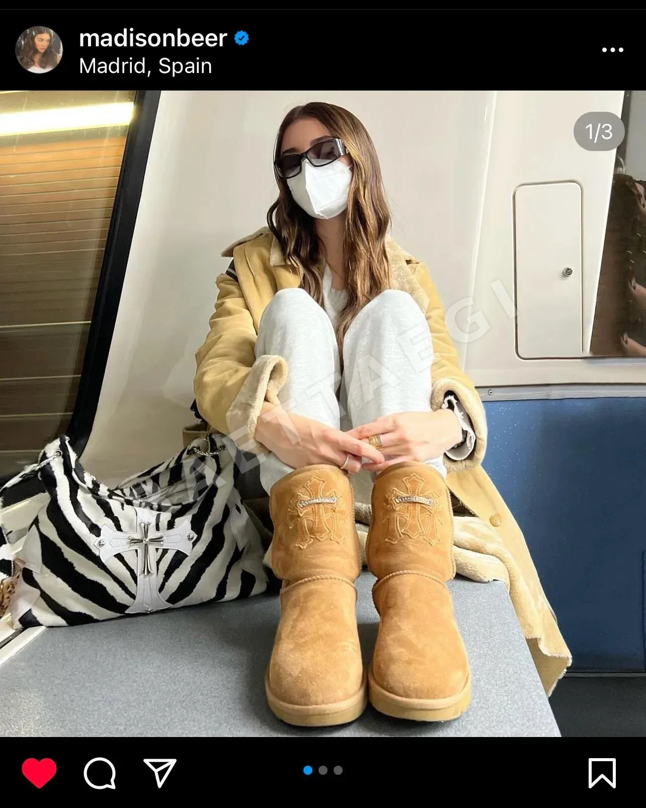 크롬하츠 빅크로스 블랙 화이트 포니헤어 크로스바디백 상세 이미지 11