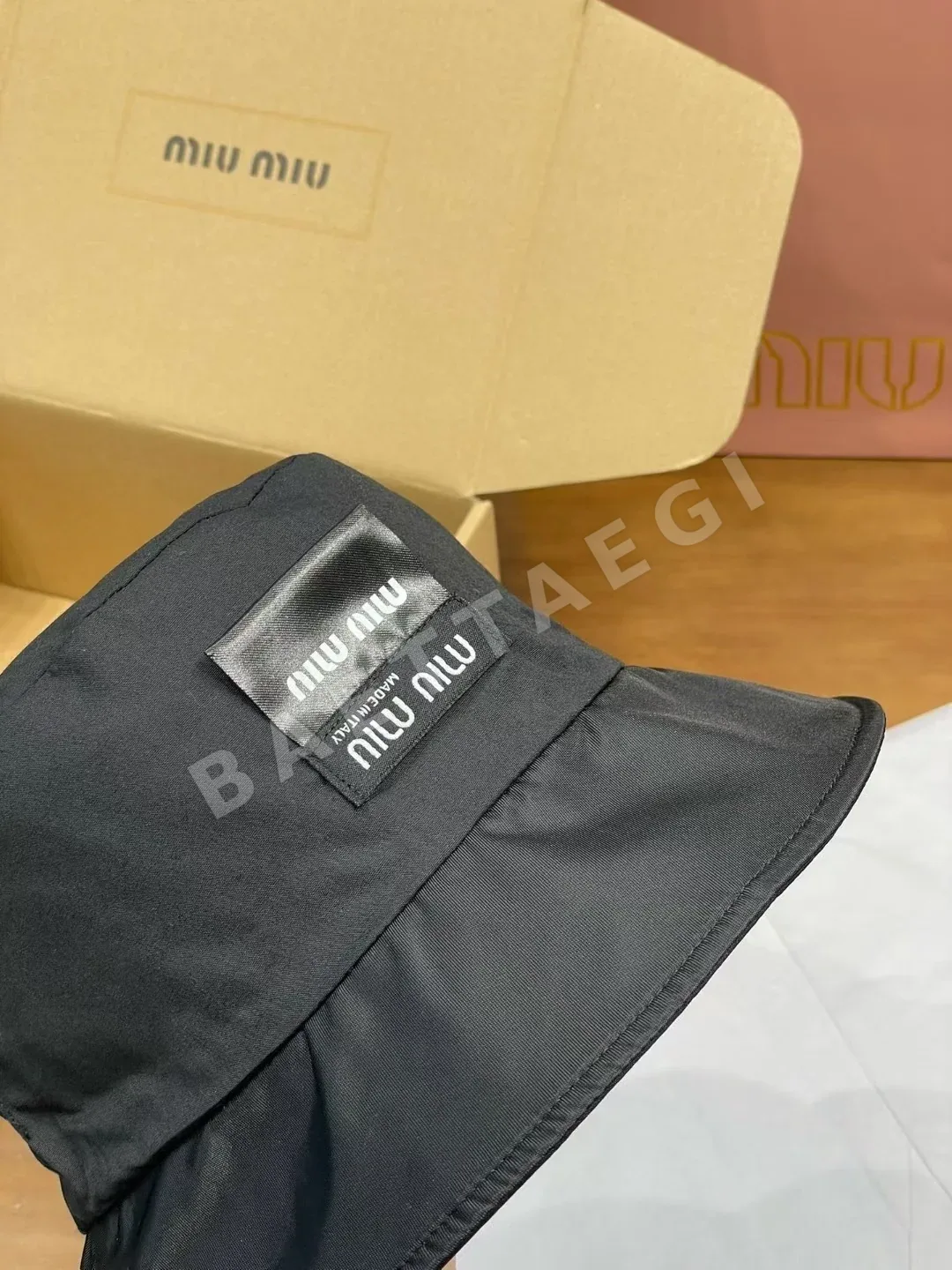 미우미우 모자 81306 Miu Miu Cap 상세 이미지 6