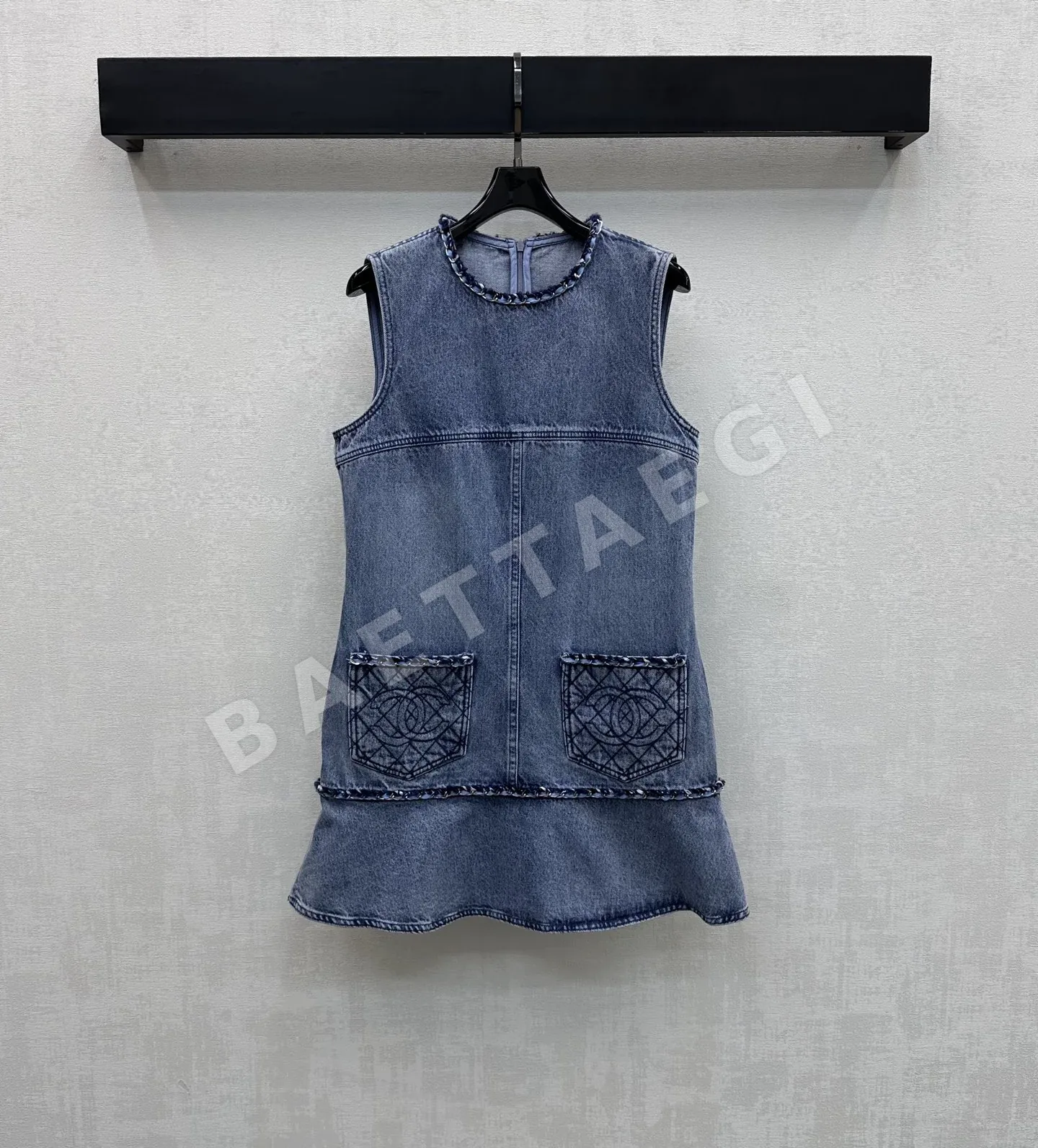 샤넬 더블 C 로고 자수 데님 플리츠 원피스 45907