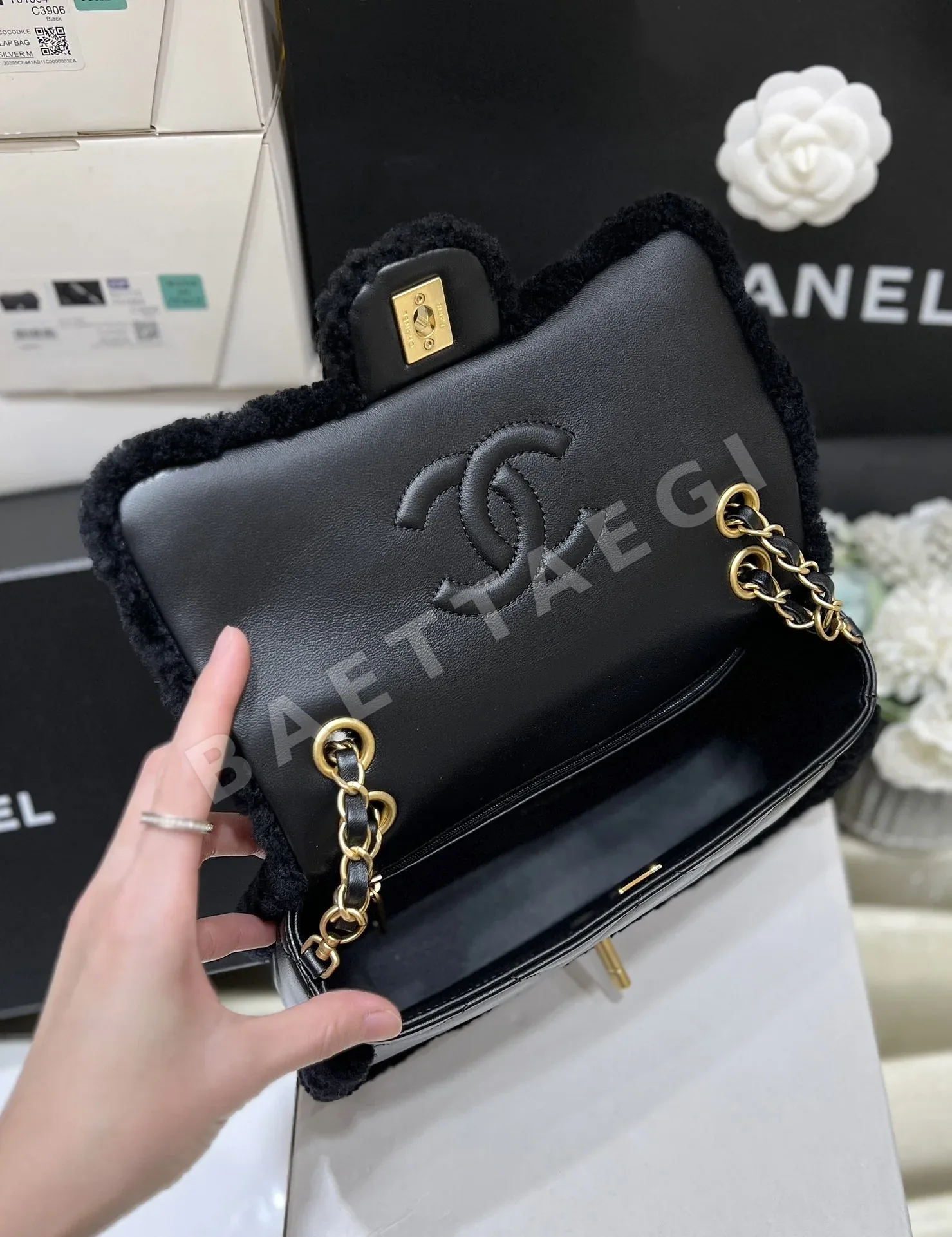 샤넬 24K 테디베어 대형 블랙 가방 AS5149 상세 이미지 6