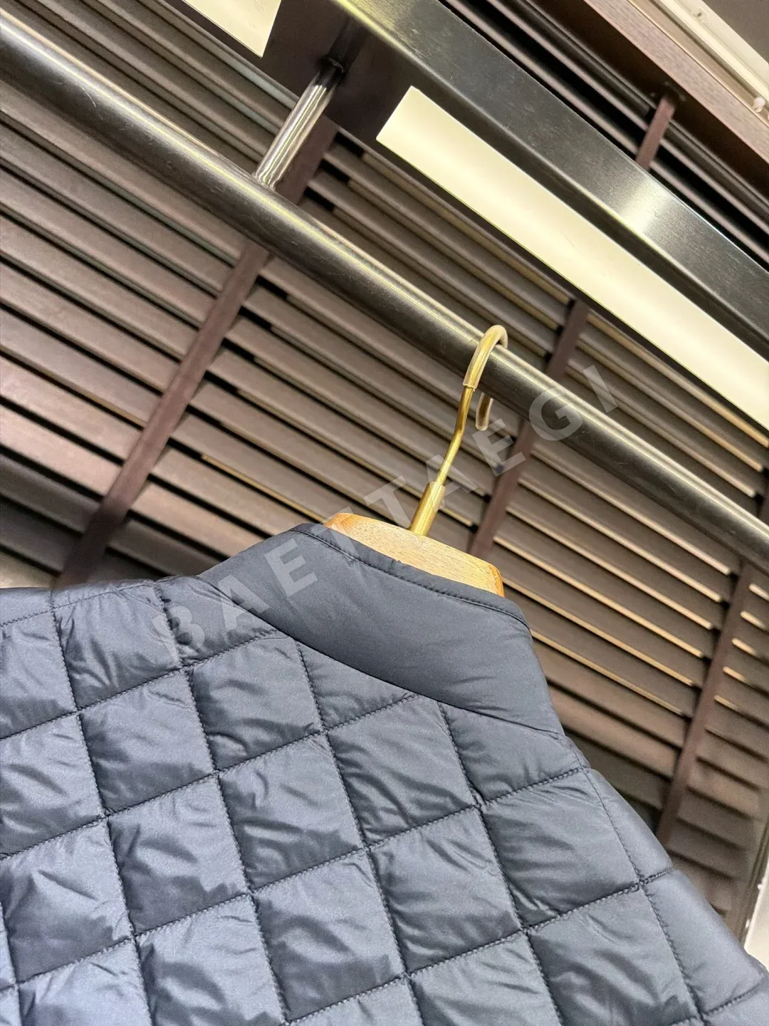 몽클레르 화이트 덕 다운 남성 조끼 M9631 상세 이미지 9
