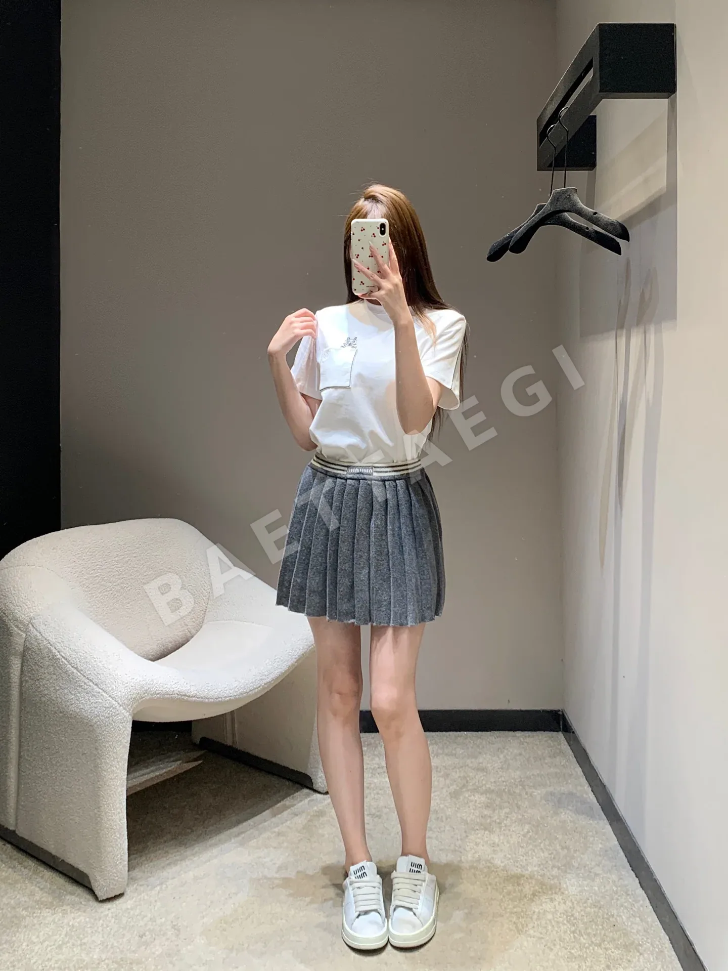 루이비통 자수 오버핏 코튼 반팔 티셔츠 5917 상세 이미지 4